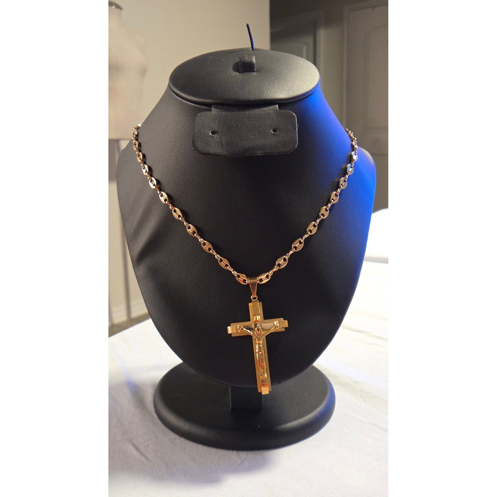 Gold Tone Crucifix Pendant Necklace 24 Inch Puffed Mariner Link Chain Cross - Picture 6 of 10